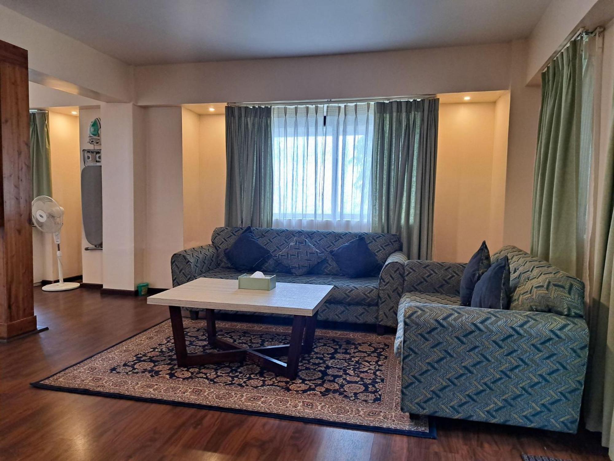 שילונג The Heritage Club - Tripura Castle Hotel And Spa מראה חיצוני תמונה