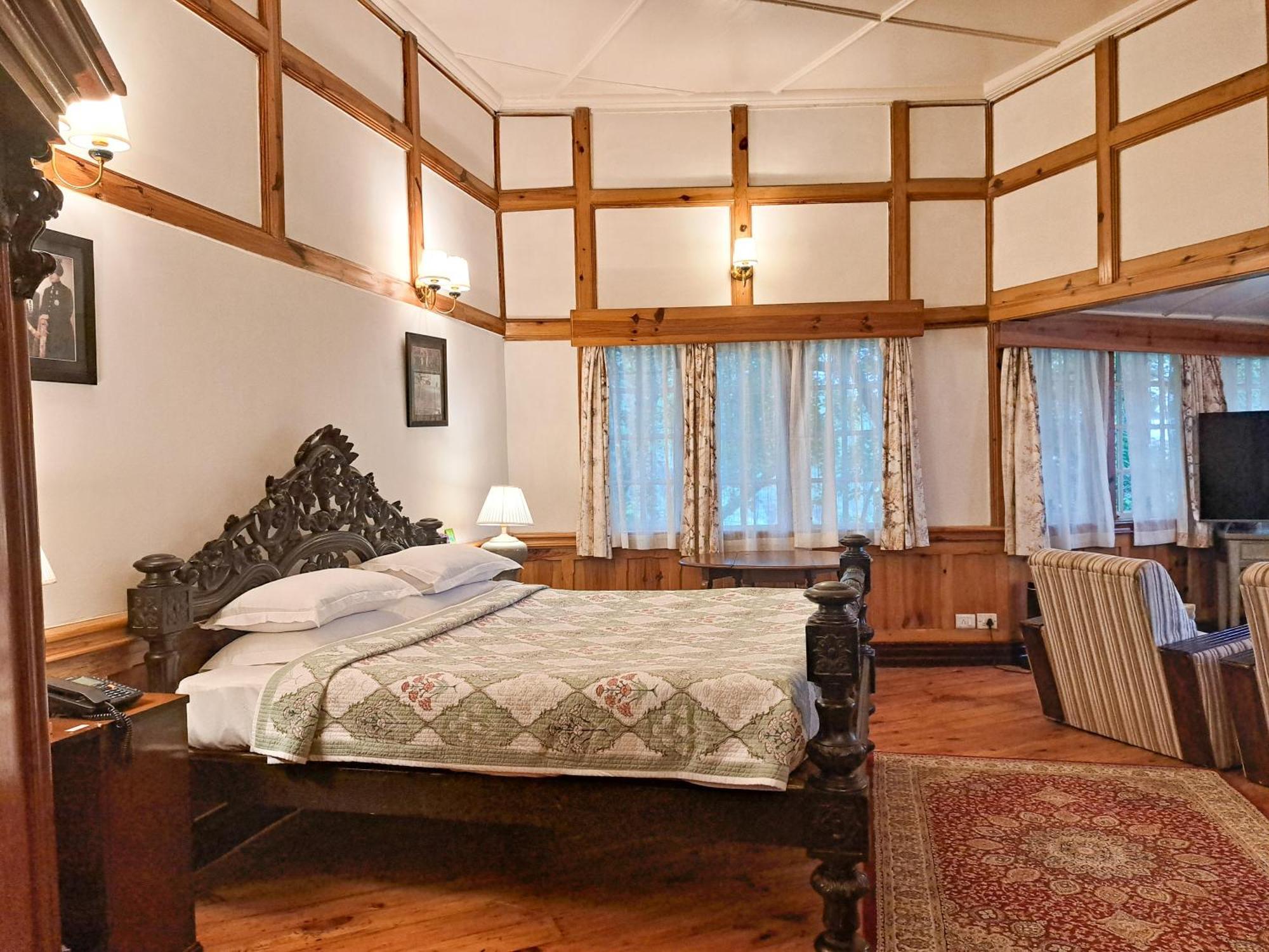 שילונג The Heritage Club - Tripura Castle Hotel And Spa מראה חיצוני תמונה