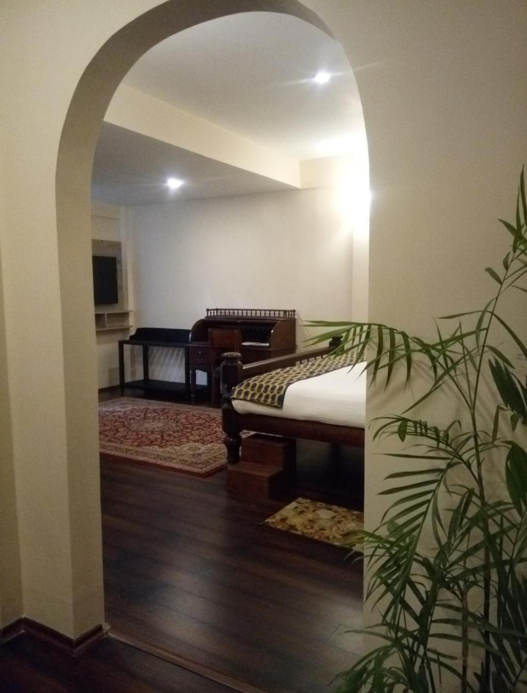 שילונג The Heritage Club - Tripura Castle Hotel And Spa מראה חיצוני תמונה