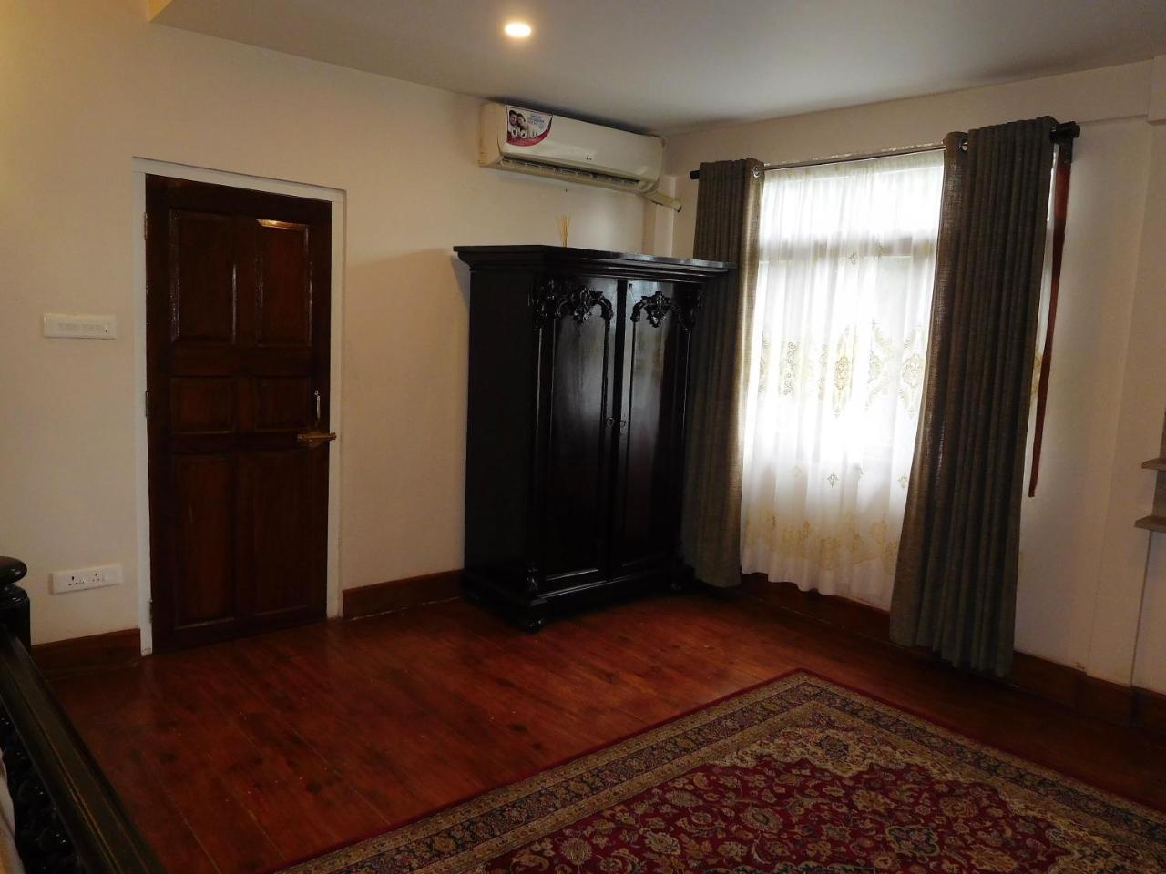 שילונג The Heritage Club - Tripura Castle Hotel And Spa מראה חיצוני תמונה