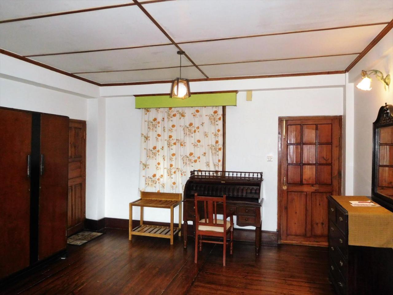 שילונג The Heritage Club - Tripura Castle Hotel And Spa מראה חיצוני תמונה