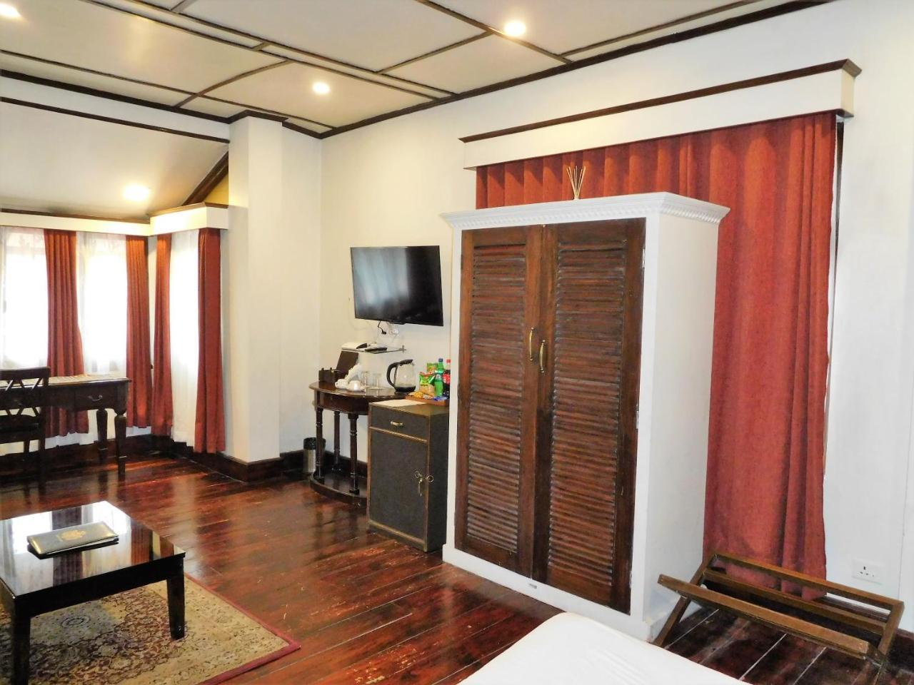 שילונג The Heritage Club - Tripura Castle Hotel And Spa מראה חיצוני תמונה